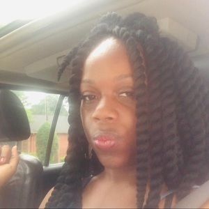 Meet your Posher, Shakiyla